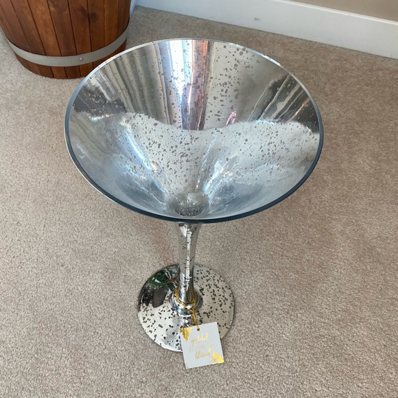 Platinum Silver Speckled Martini Glass Decor - Picture 4 of 8